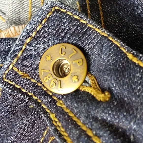 Chip and Pepper Production Laguna Beach  Blue Dark Wash Mid Rise Flare Jean - Picture 8 of 14